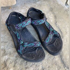Teva Velcro outdoors sandals